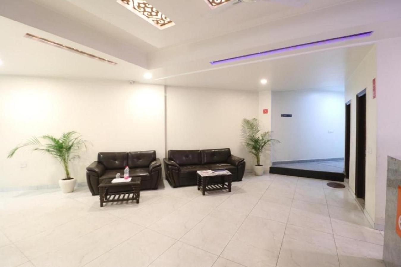 Airport Hotel Classic Park New Delhi Ngoại thất bức ảnh
